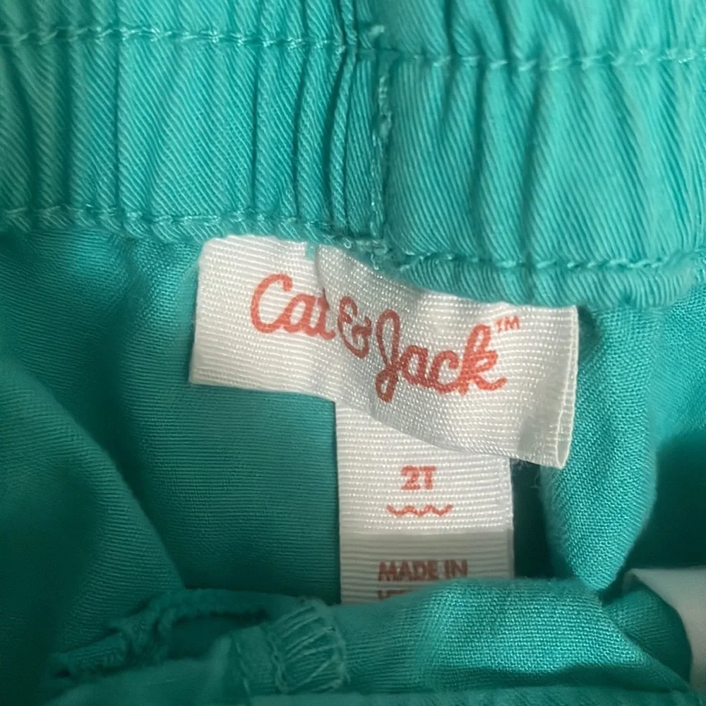 2T shorts 👶🏻5/$16